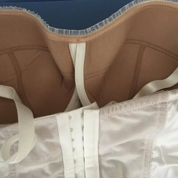 Parfait by Affinitas Cassandra Strapless Bustier 5407 - 3 way corset - Picture 9 of 9